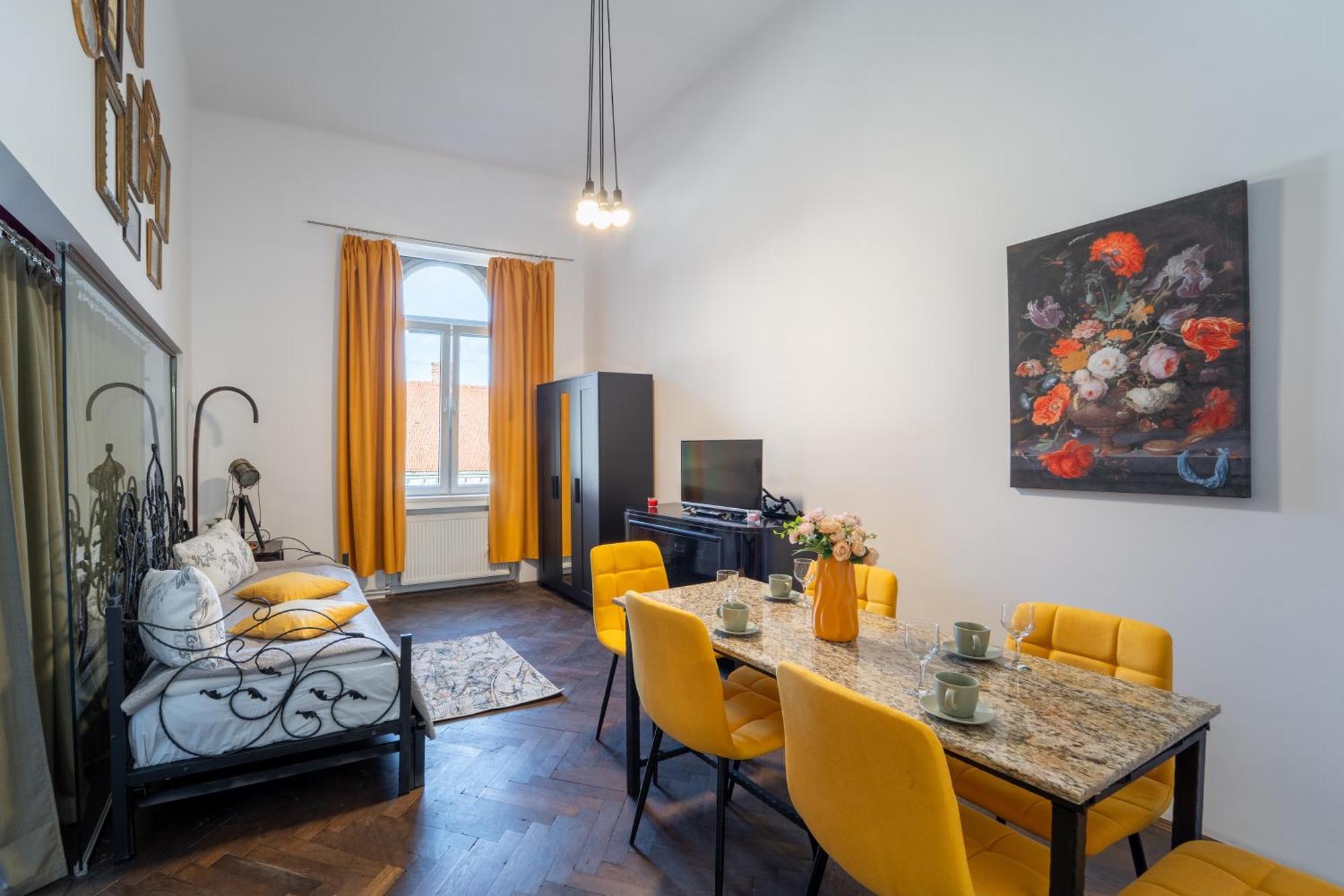 클루지나포카 Noble 5 Star House In Unirii Plaza 빌라 외부 사진