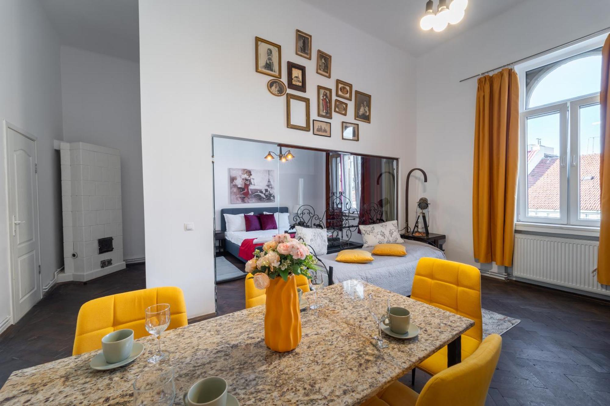 클루지나포카 Noble 5 Star House In Unirii Plaza 빌라 외부 사진